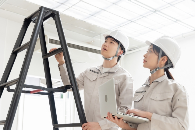 夏休みの短工期工事とデータ活用のイメージ