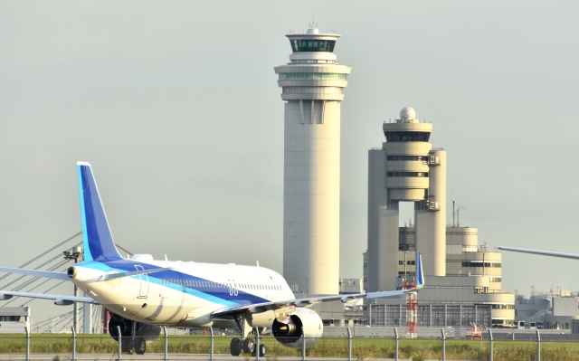 空港ターミナルの改修と石綿調査を物件管理で効率化するイメージ